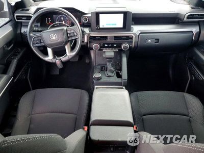 Zdjęcie 8 z 13 samochodu: 2025 TOYOTA 4RUNNER SR5 VIN:JTEVA5BR7S5007492 - miniatura