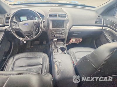 Zdjęcie 8 z 14 samochodu: 2018 FORD EXPLORER XLT VIN:1FM5K8D84JGC21054 - miniatura