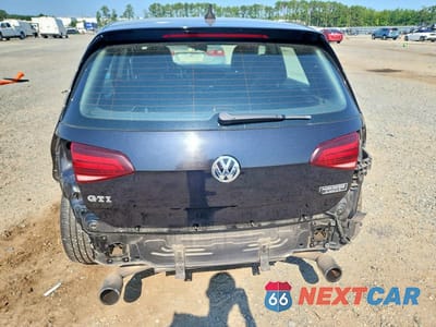 Zdjęcie 6 z 13 samochodu: 2018 VOLKSWAGEN GTI S/SE VIN:3VW447AUXJM250471 - miniatura
