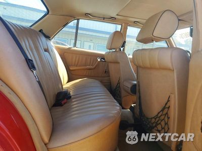 Zdjęcie 10 z 12 samochodu: 1983 MERCEDES-BENZ 300 DT VIN:WDBAB33A0DB024182 - miniatura