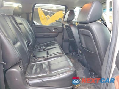 Zdjęcie 10 z 12 samochodu: 2007 CHEVROLET SUBURBAN K1500 VIN:1GNFK16367R318522 - miniatura