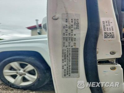 Zdjęcie 12 z 12 samochodu: 2016 JEEP PATRIOT LATITUDE VIN:1C4NJRFBXGD657830 - miniatura
