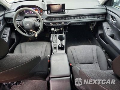 Zdjęcie 8 z 13 samochodu: 2023 HONDA ACCORD LX VIN:1HGCY1F25PA015880 - miniatura