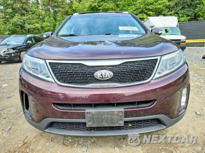 Piąte zdjęcie samochodu w środku: 2015 KIA SORENTO LX VIN:5XYKT4A77FG573807 - miniatura