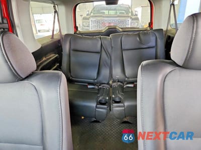 Zdjęcie 10 z 13 samochodu: 2006 HONDA ELEMENT LX VIN:5J6YH28346L011929 - miniatura