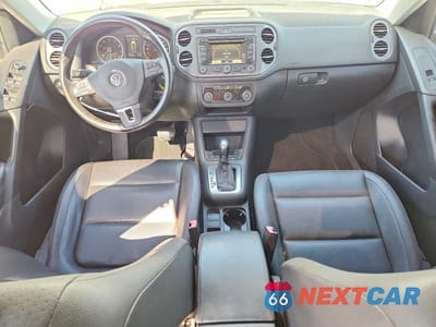 Zdjęcie 8 z 13 samochodu: 2012 VOLKSWAGEN TIGUAN S VIN:WVGAV7AX6CW528178 - miniatura