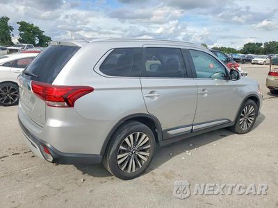 Trzecie zdjęcie samochodu z tyłu: 2020 MITSUBISHI OUTLANDER SE VIN:JA4AD3A38LZ019716 - miniatura