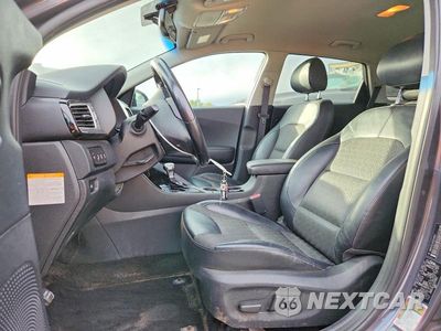 Zdjęcie 7 z 12 samochodu: 2018 KIA NIRO EX VIN:KNDCC3LC0J5149637 - miniatura