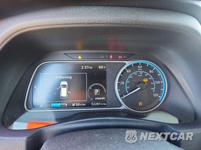 Zdjęcie 9 z 12 samochodu: 2019 NISSAN LEAF S VIN:1N4AZ1CP5KC307244 - miniatura