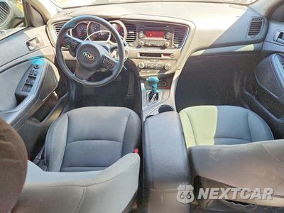 Zdjęcie 8 z 12 samochodu: 2015 KIA OPTIMA LX VIN:5XXGM4A72FG435406 - miniatura