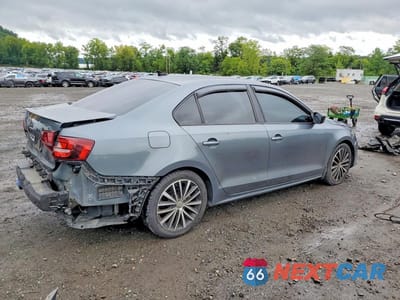 Trzecie zdjęcie samochodu z tyłu: 2016 VOLKSWAGEN JETTA SPORT VIN:3VWD17AJ0GM302438 - miniatura