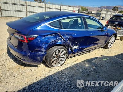 Trzecie zdjęcie samochodu z tyłu: 2018 TESLA MODEL 3 VIN:5YJ3E1EB6JF088490 - miniatura