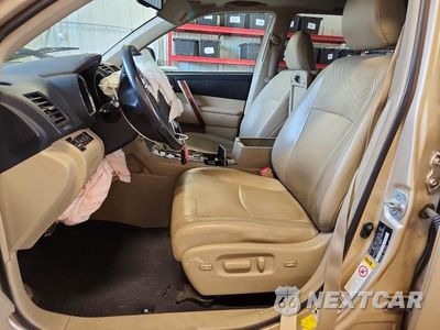 Zdjęcie 7 z 14 samochodu: 2013 TOYOTA HIGHLANDER LIMITED VIN:5TDDK3EH8DS246633 - miniatura