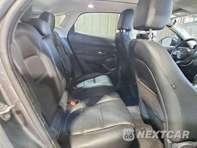 Zdjęcie 11 z 13 samochodu: 2018 JAGUAR E-PACE S VIN:SADFJ2FX9J1Z15632 - miniatura
