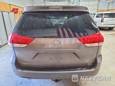 Zdjęcie 6 z 13 samochodu: 2011 TOYOTA SIENNA XLE 7-PASSENGER VIN:5TDDK3DC1BS007198 - miniatura