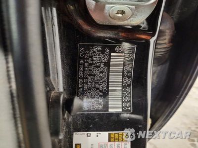 Zdjęcie 12 z 12 samochodu: 2010 TOYOTA PRIUS IV VIN:JTDKN3DU3A0032659 - miniatura