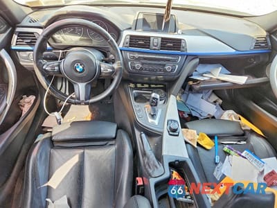 Zdjęcie 8 z 12 samochodu: 2015 BMW 3ER I VIN:WBA3A9G51FNT09873 - miniatura
