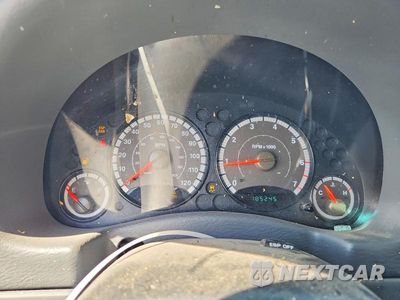 Zdjęcie 9 z 13 samochodu: 2007 JEEP LIBERTY SPORT VIN:1J4GL48KX7W661815 - miniatura