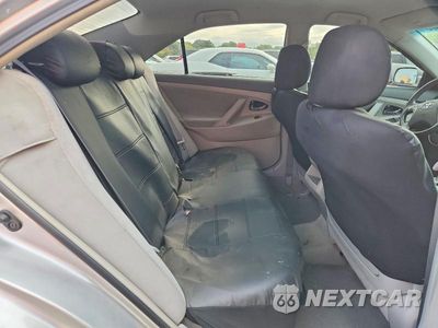 Zdjęcie 10 z 12 samochodu: 2010 TOYOTA CAMRY LE VIN:4T4BF3EK4AR012134 - miniatura