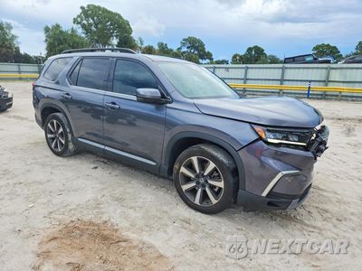 Czwarte zdjęcie samochodu z boku: 2025 HONDA PILOT TOURING VIN:5FNYG2H71SB016983 - miniatura