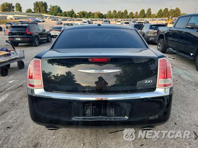 Zdjęcie 6 z 12 samochodu: 2014 CHRYSLER 300 VIN:2C3CCAAGXEH243912 - miniatura
