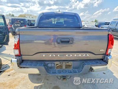Zdjęcie 6 z 12 samochodu: 2018 TOYOTA TACOMA TRD OFF-ROAD VIN:5TFCZ5ANXJX131696 - miniatura