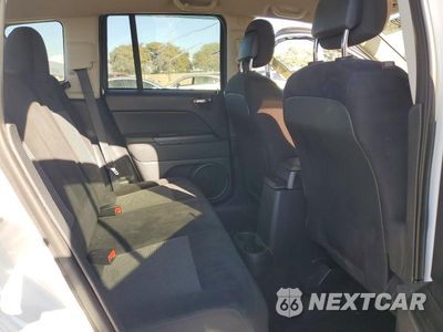 Zdjęcie 11 z 13 samochodu: 2016 JEEP COMPASS SPORT VIN:1C4NJCBA4GD568278 - miniatura