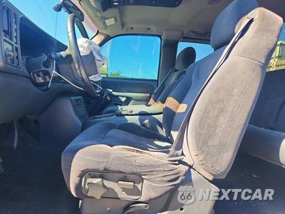Zdjęcie 7 z 13 samochodu: 2001 CHEVROLET SILVERADO K2500 HEAVY DUTY VIN:1GCHK29UX1E216909 - miniatura
