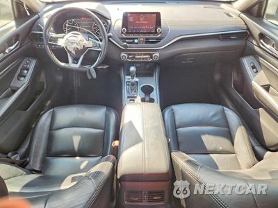 Zdjęcie 8 z 12 samochodu: 2019 NISSAN ALTIMA SV VIN:1N4BL4DV5KC127167 - miniatura