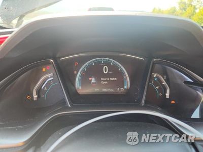 Zdjęcie 9 z 13 samochodu: 2018 HONDA CIVIC EX VIN:SHHFK7H57JU228320 - miniatura