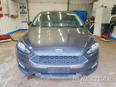 Piąte zdjęcie samochodu w środku: 2018 FORD FOCUS SE VIN:1FADP3F21JL321882 - miniatura