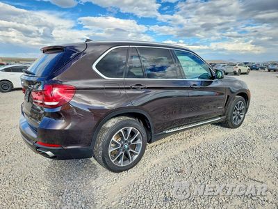 Trzecie zdjęcie samochodu z tyłu: 2016 BMW X5 XDR40E VIN:5UXKT0C57G0S75137 - miniatura