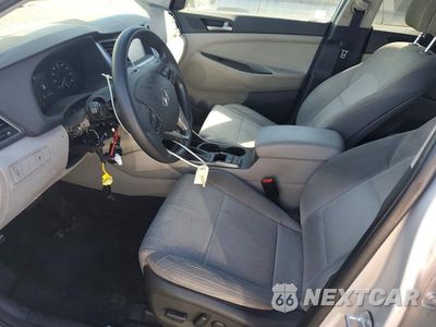 Zdjęcie 7 z 13 samochodu: 2018 HYUNDAI TUCSON SEL VIN:KM8J33A41JU684917 - miniatura