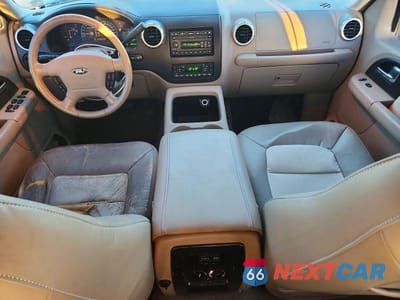 Zdjęcie 8 z 13 samochodu: 2003 FORD EXPEDITION EDDIE BAUER VIN:1FMPU17L63LB82469 - miniatura