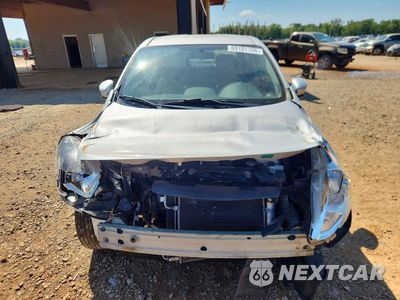Piąte zdjęcie samochodu w środku: 2018 NISSAN VERSA SV VIN:3N1CN7AP2JL882900 - miniatura