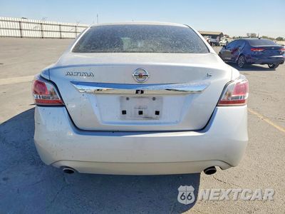 Zdjęcie 6 z 13 samochodu: 2015 NISSAN ALTIMA 2.5 S VIN:1N4AL3AP1FC461035 - miniatura