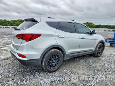 Trzecie zdjęcie samochodu z tyłu: 2017 HYUNDAI SANTA FE SPORT 2.4L VIN:5XYZTDLB0HG420544 - miniatura