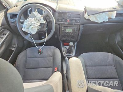 Zdjęcie 8 z 12 samochodu: 2004 VOLKSWAGEN JETTA GLS TDI VIN:3VWSR69M64M082839 - miniatura
