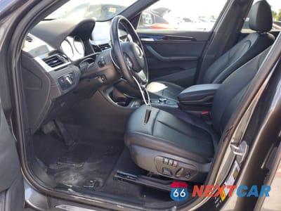 Zdjęcie 7 z 13 samochodu: 2020 BMW X1 XDRIVE28I VIN:WBXJG9C09L5P77951 - miniatura