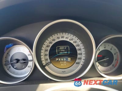 Zdjęcie 9 z 12 samochodu: 2012 MERCEDES-BENZ C 250 VIN:WDDGF4HB3CA651640 - miniatura