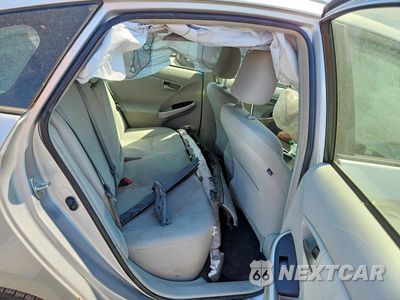 Zdjęcie 10 z 12 samochodu: 2014 TOYOTA PRIUS TWO VIN:JTDKN3DU0E1765011 - miniatura