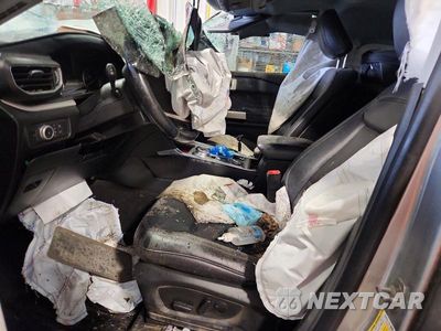 Zdjęcie 7 z 13 samochodu: 2020 FORD EXPLORER XLT VIN:1FMSK8DH1LGC34690 - miniatura