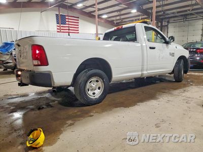 Trzecie zdjęcie samochodu z tyłu: 2020 RAM 1500 CLASSIC TRADESMAN VIN:3C6JR6DG8LG269889 - miniatura