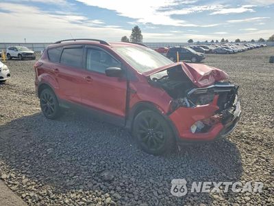 Czwarte zdjęcie samochodu z boku: 2019 FORD ESCAPE SE VIN:1FMCU9GD4KUA72387 - miniatura
