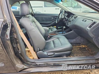Zdjęcie 10 z 11 samochodu: 2000 HONDA ACCORD EX VIN:1HGCG2251YA040169 - miniatura
