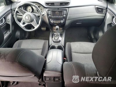 Zdjęcie 8 z 13 samochodu: 2018 NISSAN ROGUE SV VIN:5N1AT2MV0JC789971 - miniatura