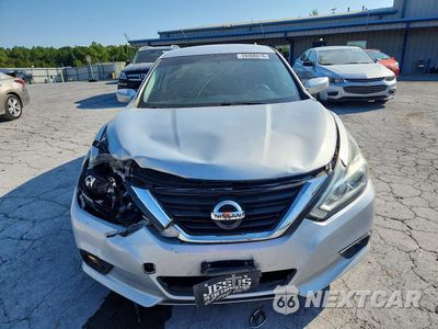 Piąte zdjęcie samochodu w środku: 2018 NISSAN ALTIMA 2.5 SV VIN:1N4AL3AP5JC234830 - miniatura