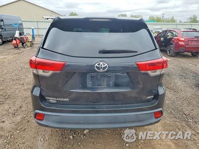 Zdjęcie 6 z 13 samochodu: 2019 TOYOTA HIGHLANDER LE VIN:5TDBZRFH6KS955336 - miniatura