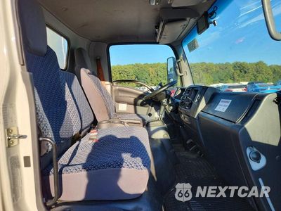 Zdjęcie 11 z 13 samochodu: 2024 ISUZU NPR HD BOX TRUCK VIN:54DC4W1DXRS201293 - miniatura