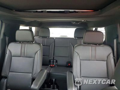 Zdjęcie 10 z 13 samochodu: 2022 CHEVROLET SUBURBAN K1500 RST VIN:1GNSKEKL1NR201844 - miniatura